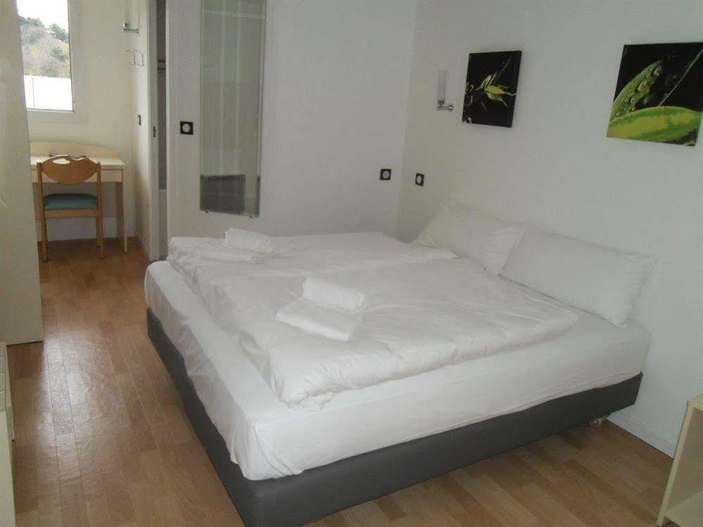 נאנטר Hotel L'Amandier מראה חיצוני תמונה